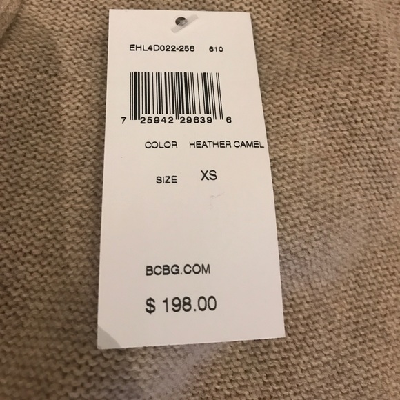 NWT BCBG slouch sweater. Size XS - Picture 3 of 3
